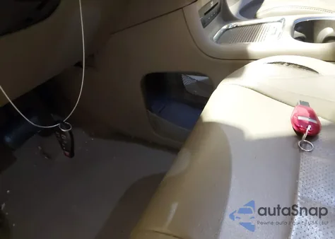 2014 Chrysler Town & Country Touring-L from USA, damaged, VIN 2C4RC1CG7ER147555